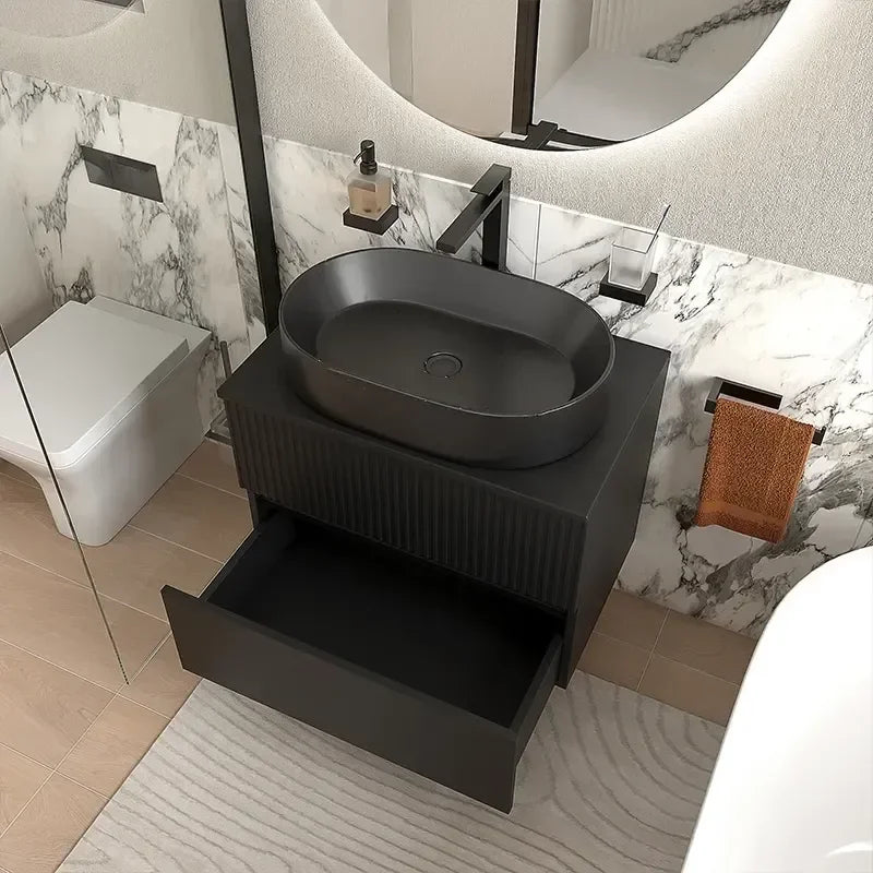 Nadine Countertop Round Matt Black Basin