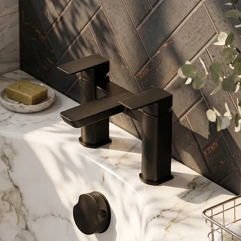 Bath Filler Matt Black Nuro