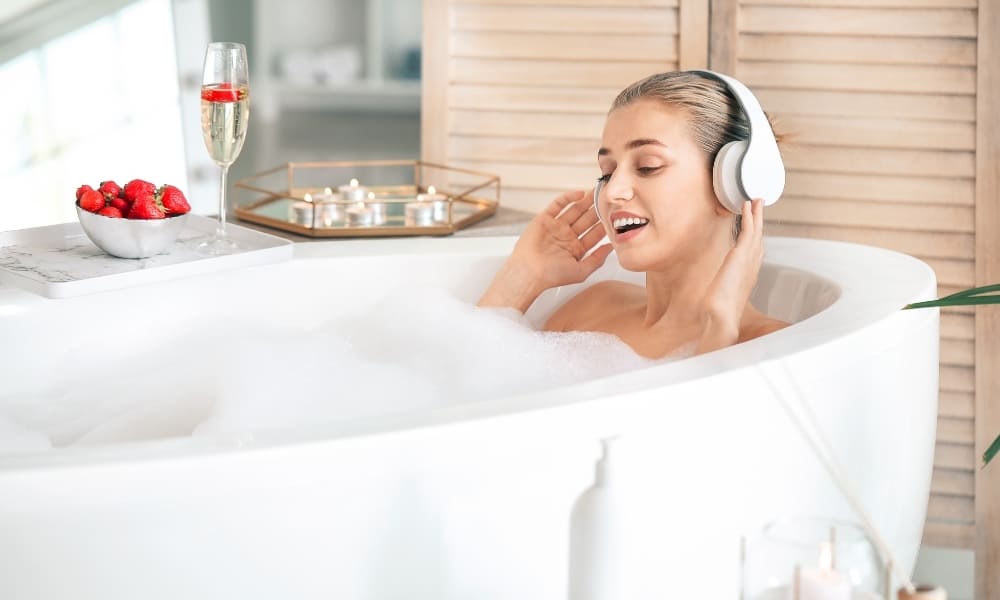 Listen-to-Music In the Bathroom Listen To Music In the Bathroom