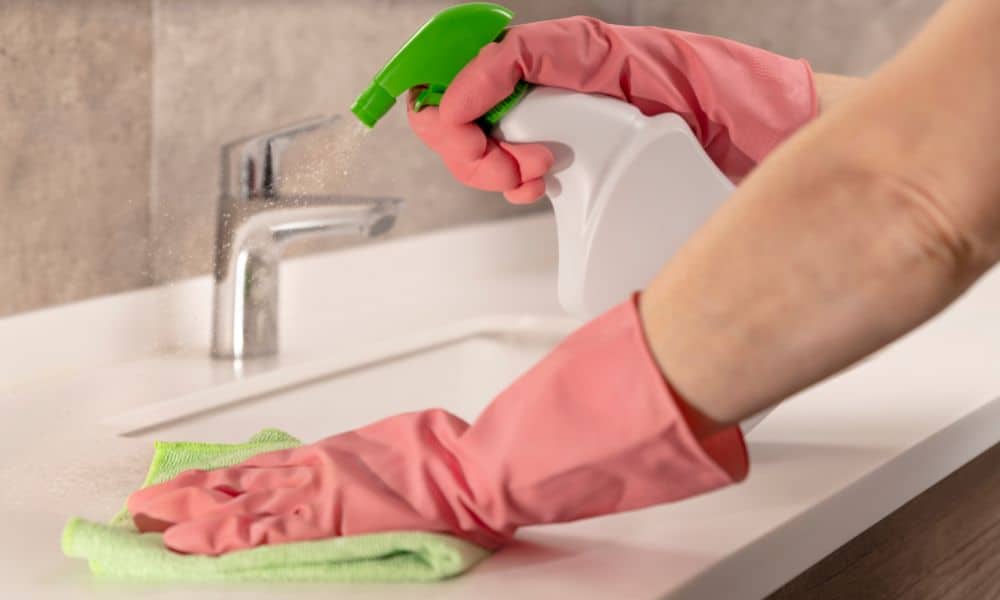 How to Clean Hair Dye Stains From Different Bathroom Surfaces