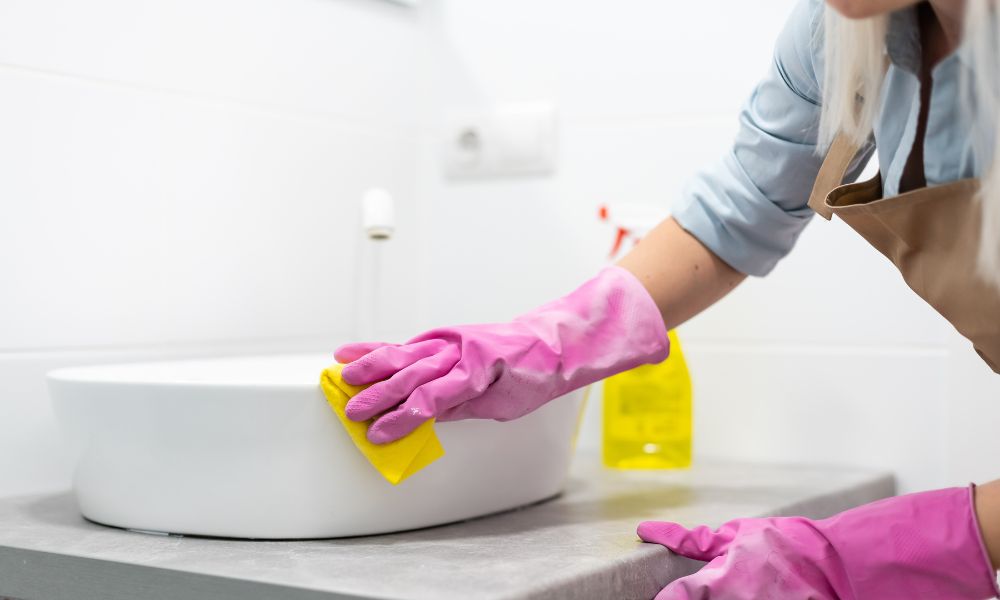 How to Get Hair Dye Off Bathroom Sink