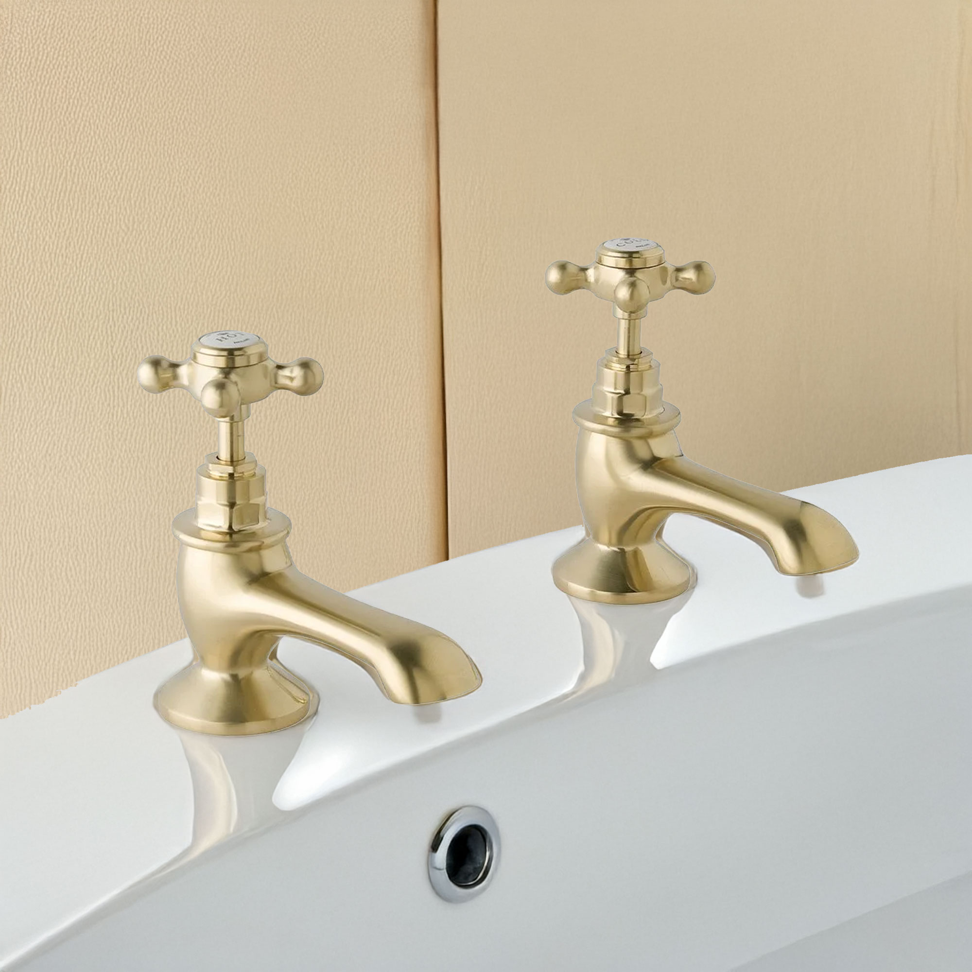 BC Designs victrion gold crosshead bath pillar taps