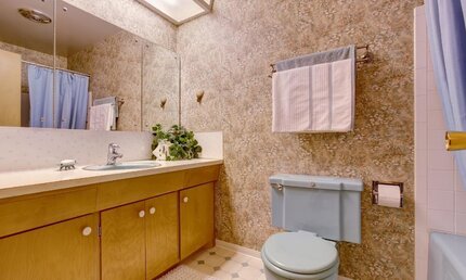 Wallpapering Your Bathroom