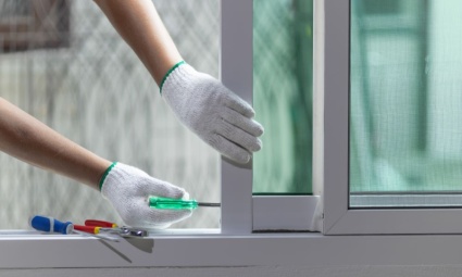 Installing a Sliding Shower Door 