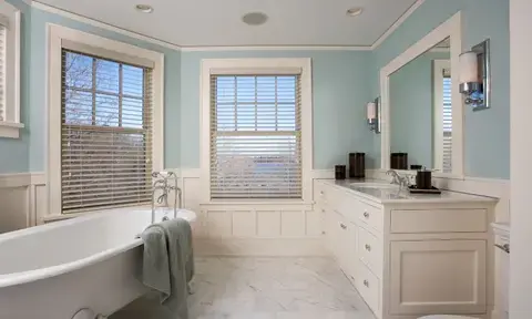 Bathroom-Privacy-Timeless-Bathroom-Ideas