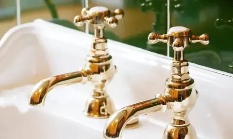 Twin Bath Tap with Brass Look