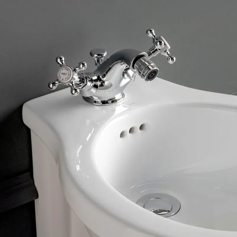 Bayswater Traditional Bidet Tap With Crosshead Handles