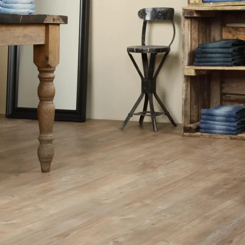 Amtico Click Flooring Dry Cedar