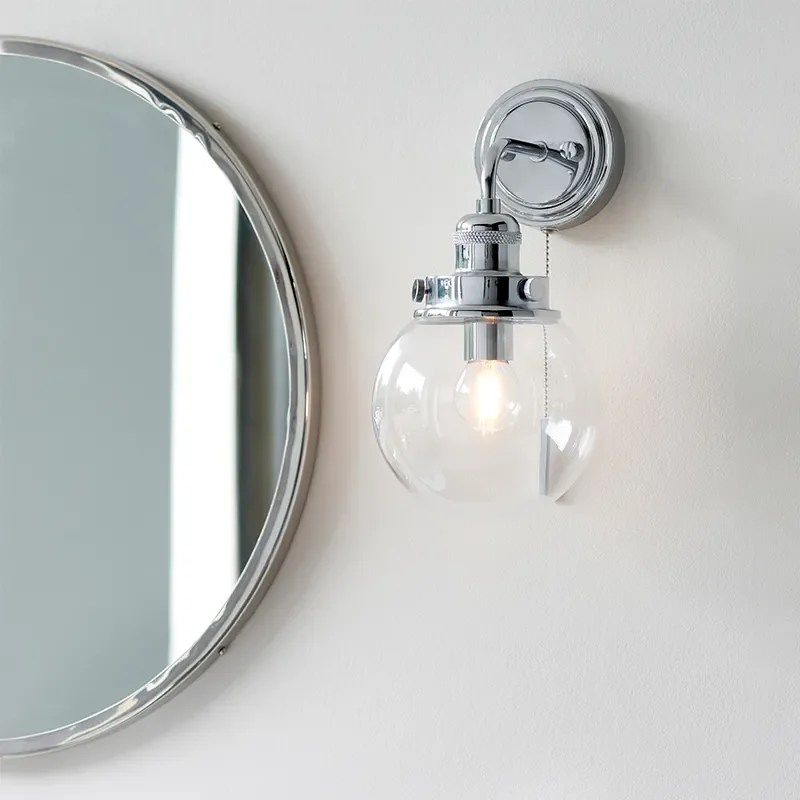 Glass Wall Light: 1 Bulb