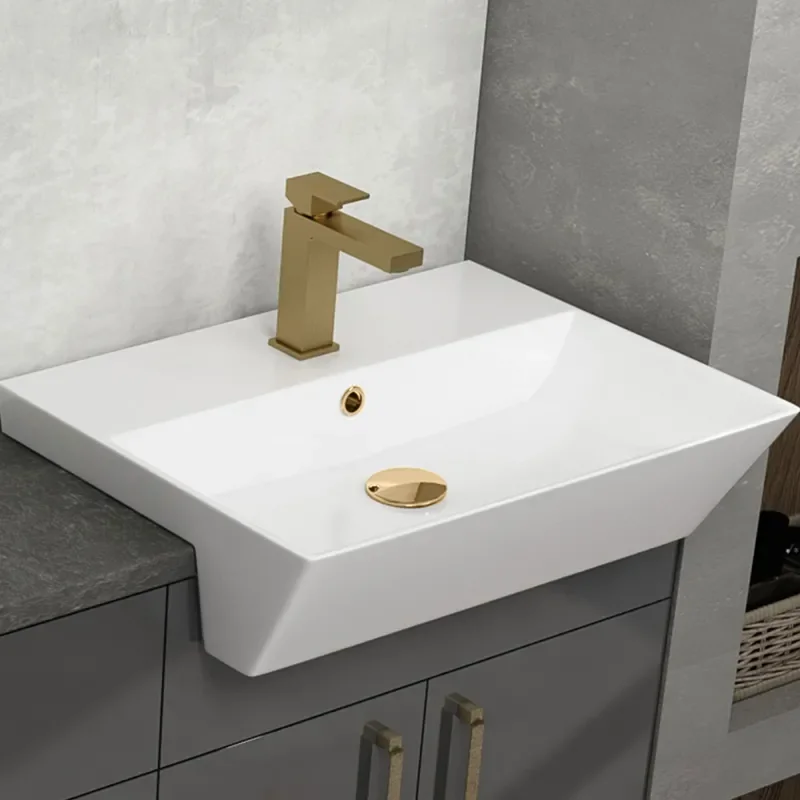 Oliver Gold 1500 Fitted Furniture