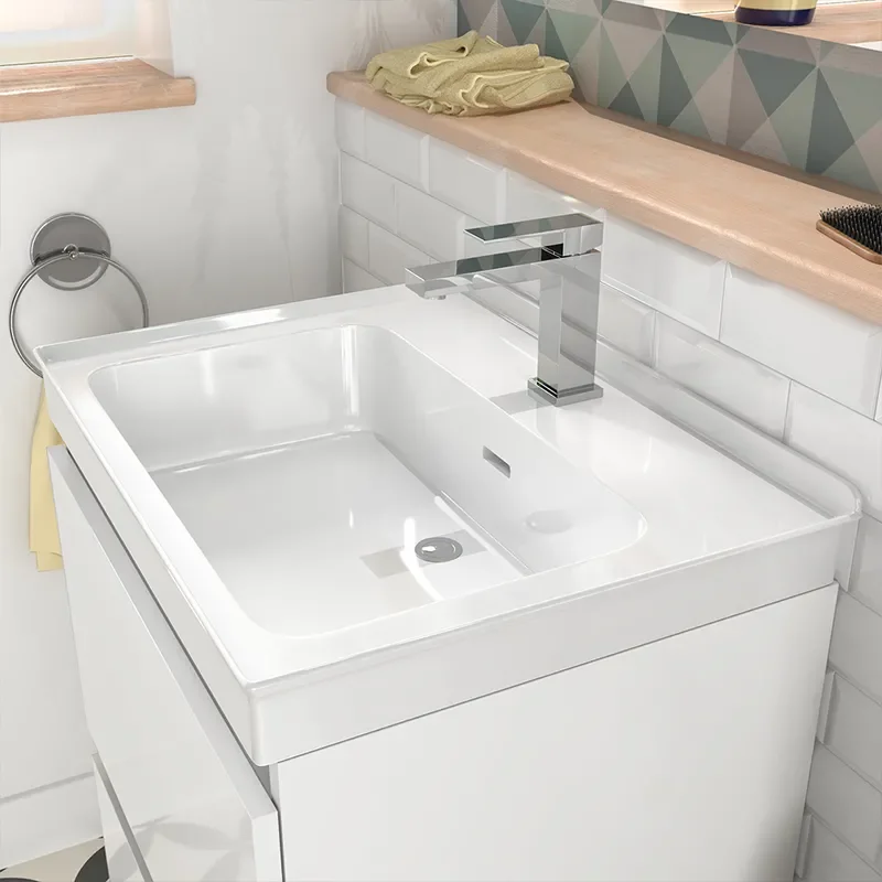 Ashford 600 White Basin Unit BTW Toilet