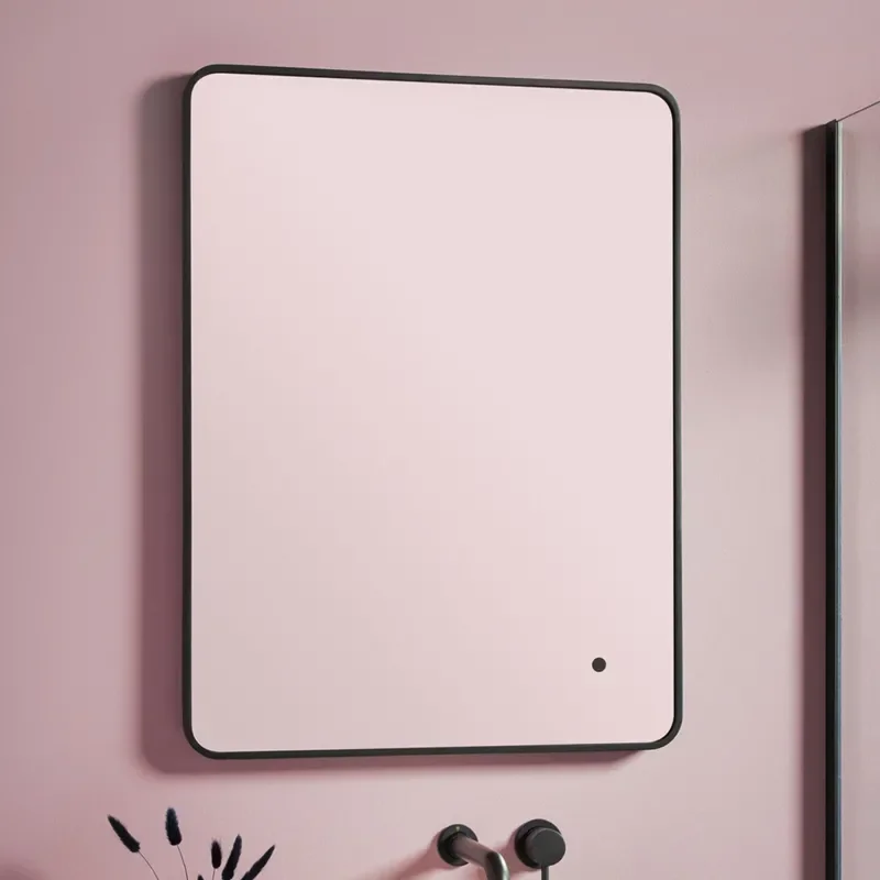 glade 600 x 800 black mirror