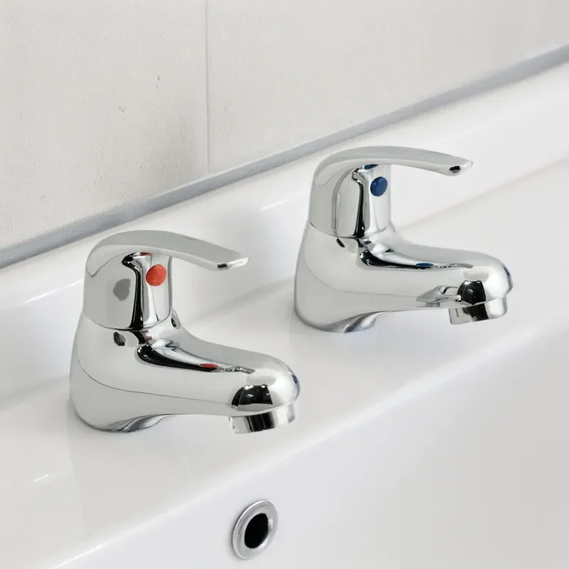 Matrix PAir Bath Pillar Taps