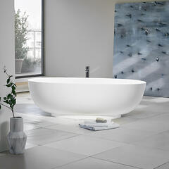 Puro Freestanding bath and plinth