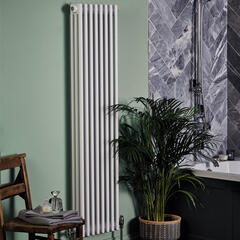 Bayswater Long Nelson Triple Radiator