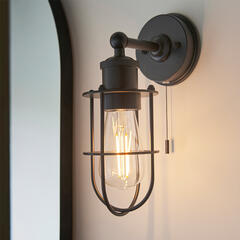 Metal Wall Light: 1 Bulb