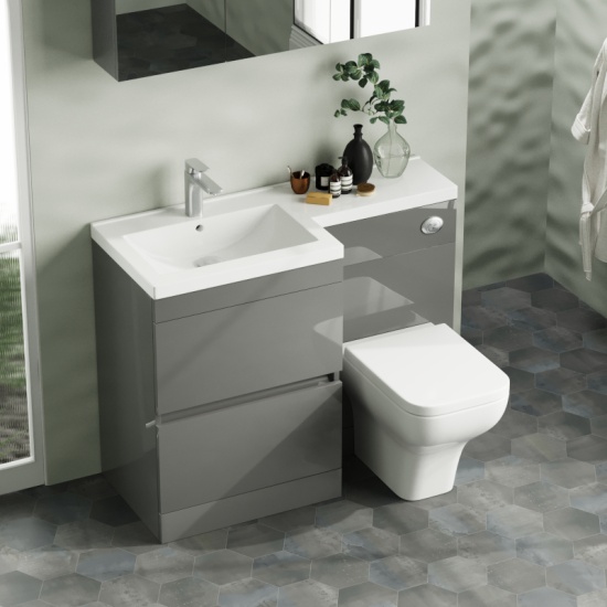 SINK AND TOILET CABINET ENSUITE
