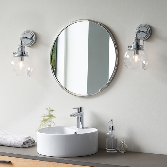 Hamilton Glass Wall Light 1 Bulb