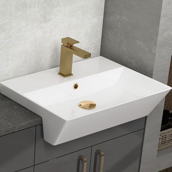 Oliver Gold 1500 Fitted Furniture Oliver Gold 1500 Fitted Furniture