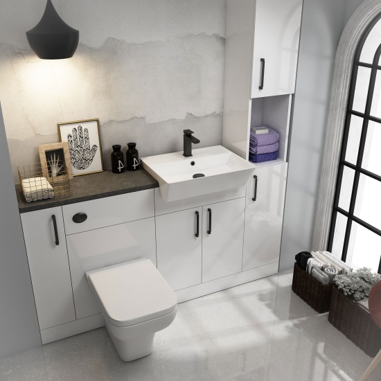 Oliver Black 1600 Fitted Furniture Oliver Black 1600 Fitted Furniture