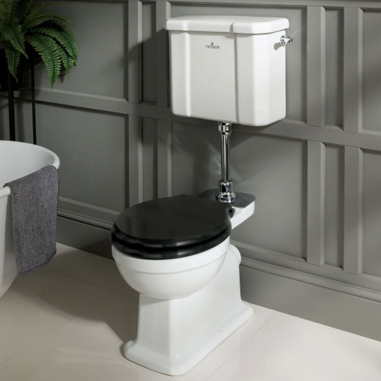 bayswater victrion low level traditional toilet with white seat