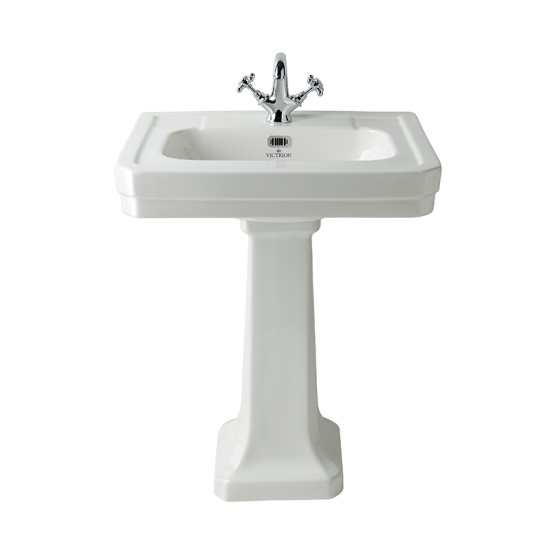 BC Designs victrion traditional 640mm basin & pedestal with chrome overflow