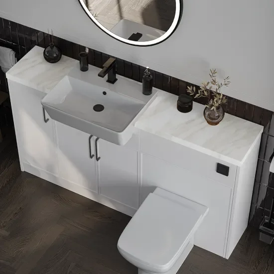 Oliver White 1400 Shaker Fitted Furniture