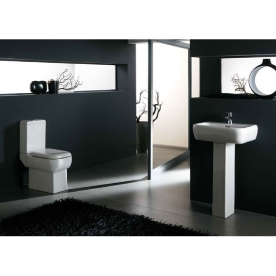 Metropolitan Suite Room View  4 Piece Metropolitan Bathroom Set