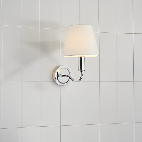 Strauss Wall Mounted Classic Bathroom Light with Lampshade, IP44 Rated