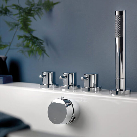 Zoo 5 Hole Bath Shower Mixer Deck Mounted