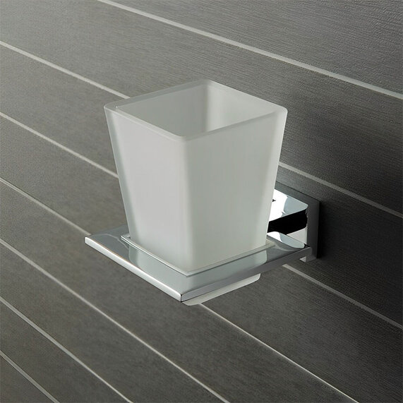 Level Tumbler and Holder