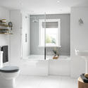 bc designs solidblue 1500 white l-shape bath lh
